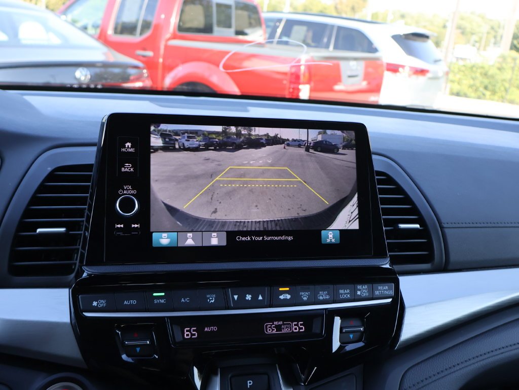 Used 2025  Honda EX-L image 21