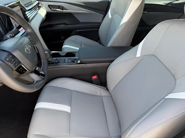 Used 2026 Ice Toyota SE image 12