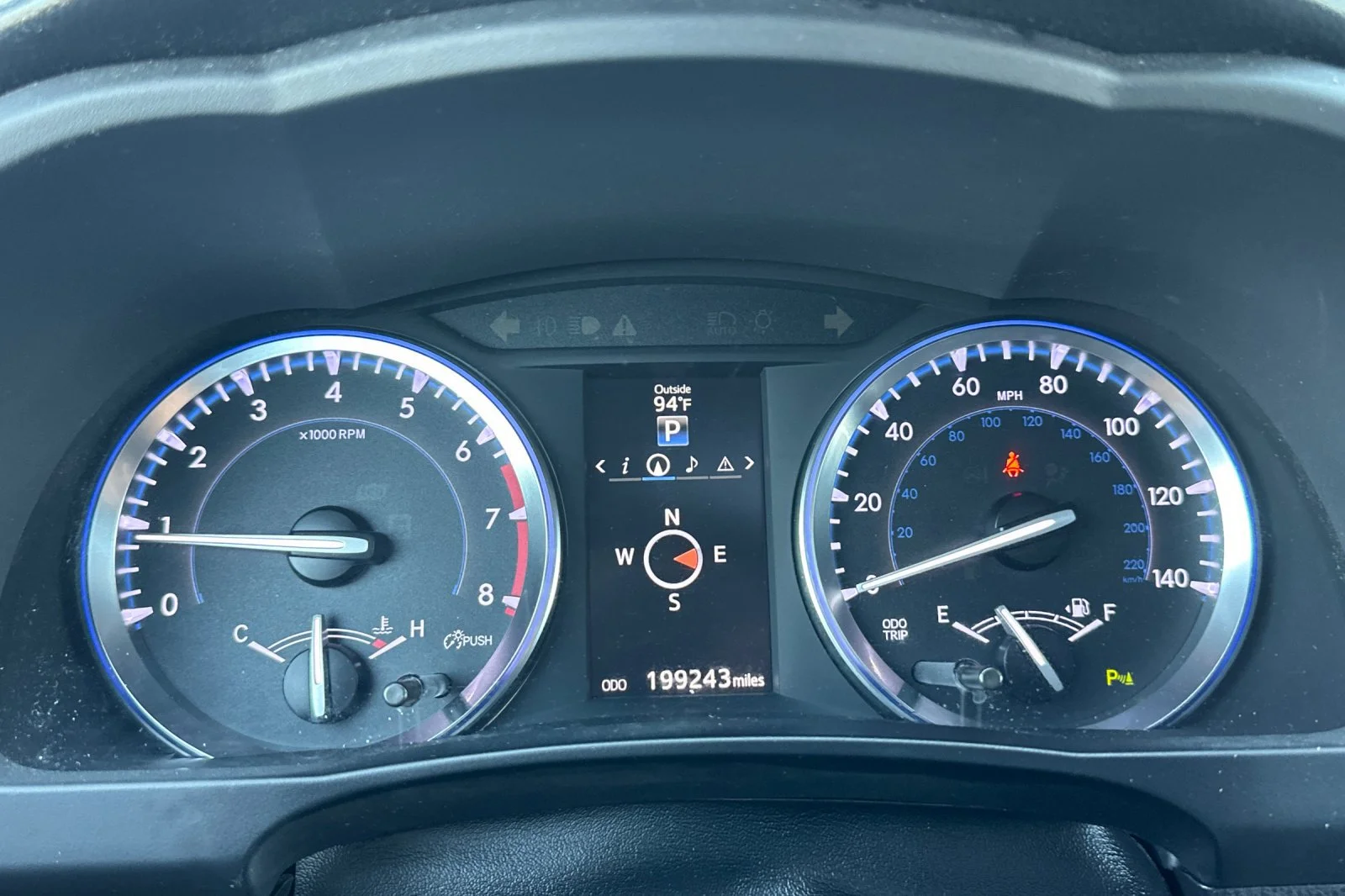 Used 2015 Predawn Gray Mica Toyota Limited image 26