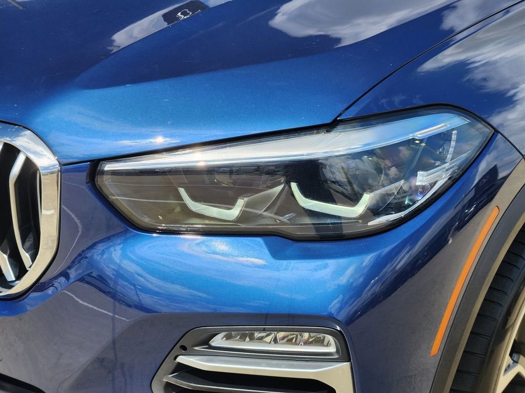Used 2021 Blue Metallic BMW sDrive40i image 9