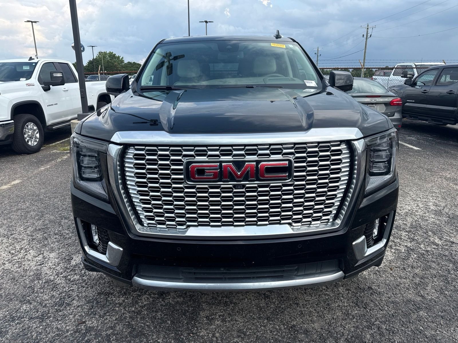 Used 2024 Black GMC Denali image 1
