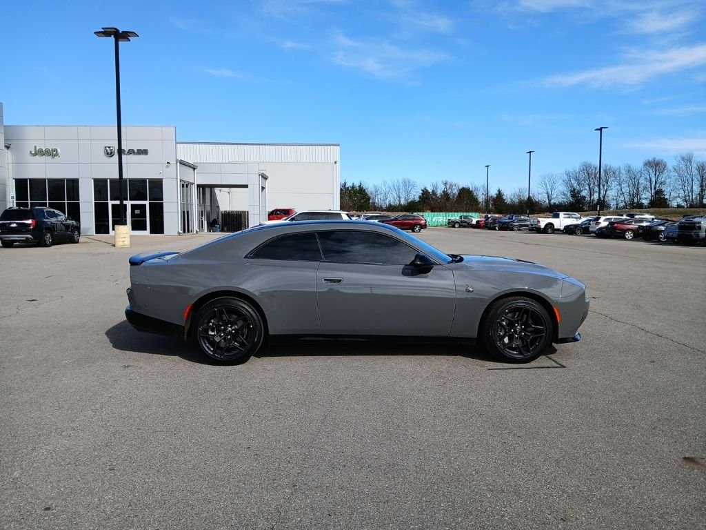 2026 Dodge Charger Scat Pack - Photo 8
