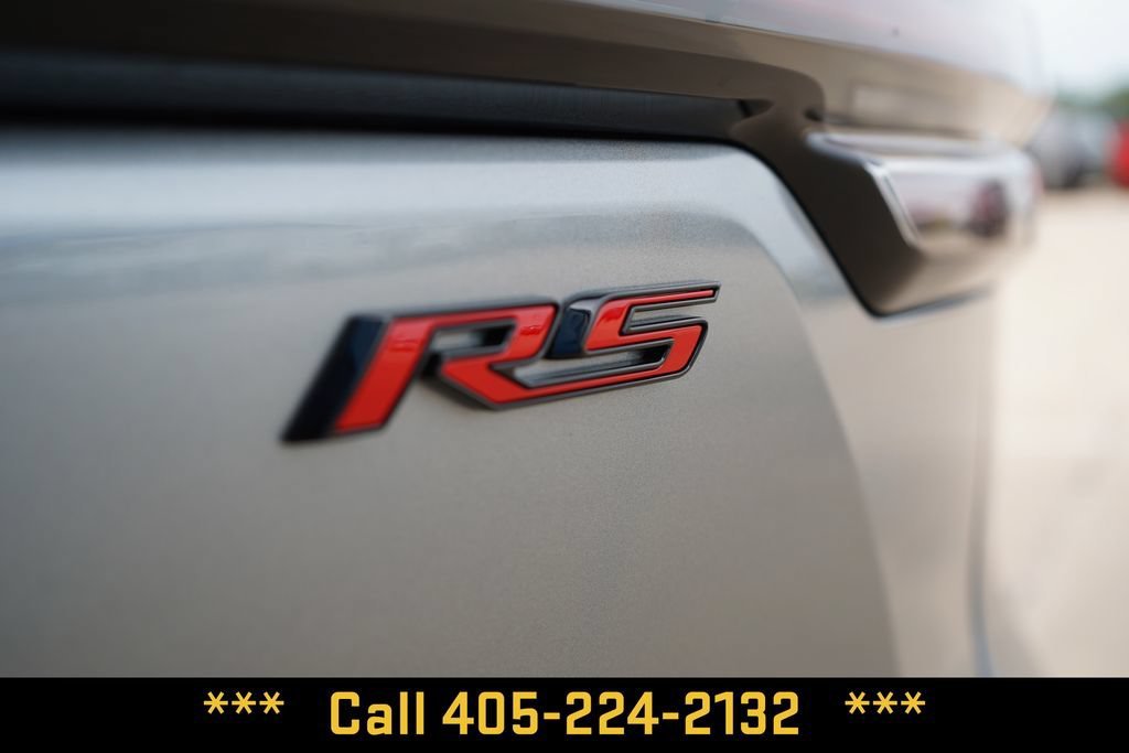 2025 Chevrolet Equinox EV RS - Photo 7