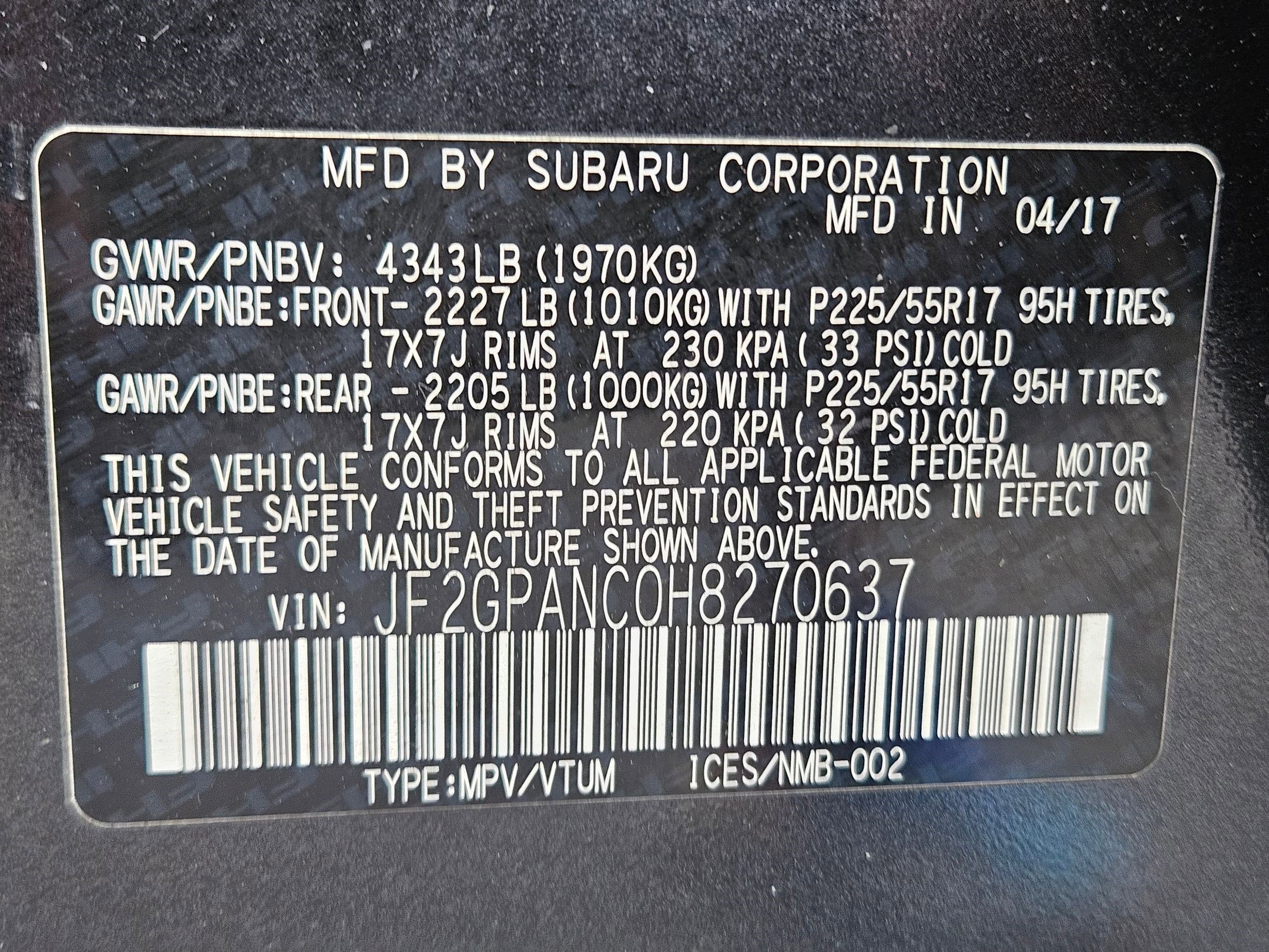 Used 2017 Dark Gray Metallic Subaru Limited image 35