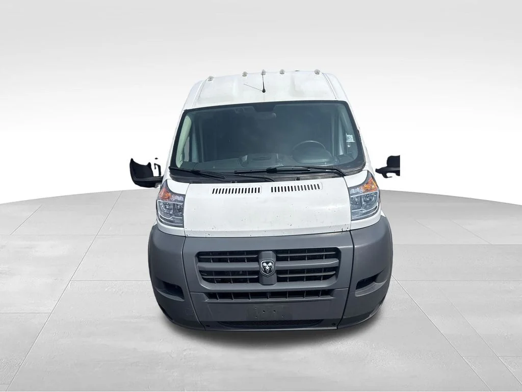 Used 2016 White Ram High Roof image 9