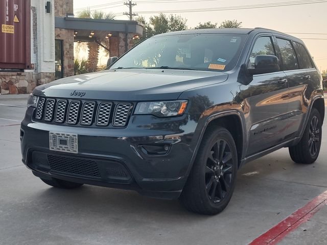 Used 2017 Black Jeep Altitude image 7