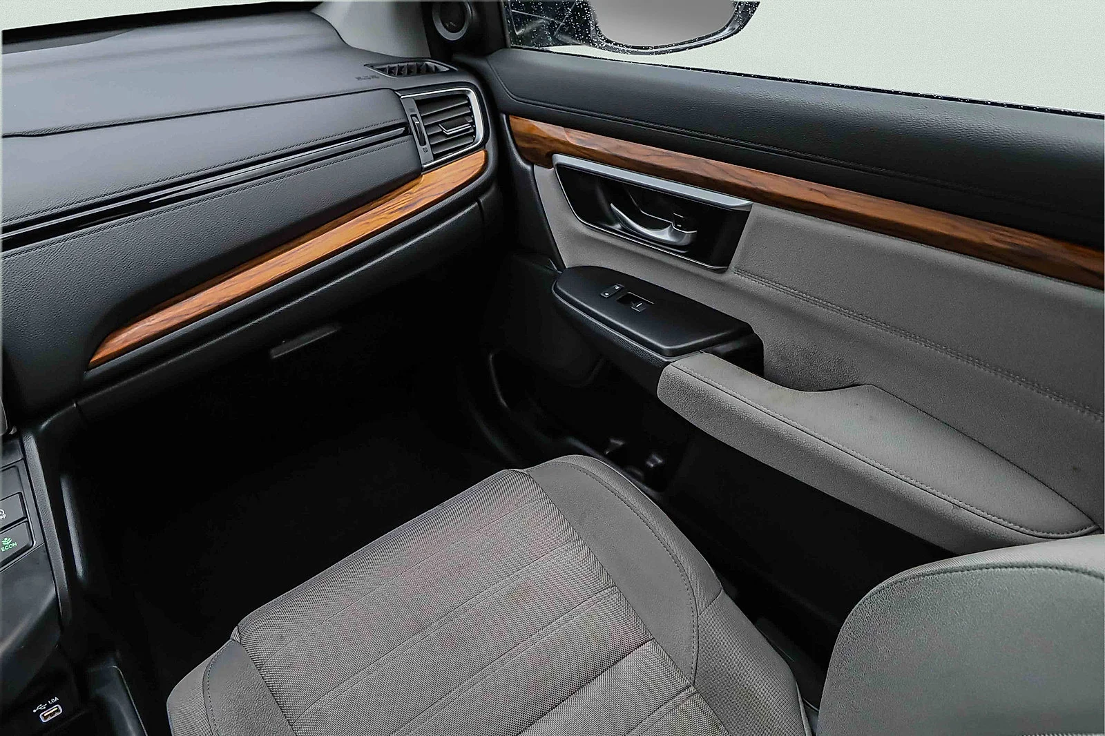 Used 2020 Silver Honda EX image 17