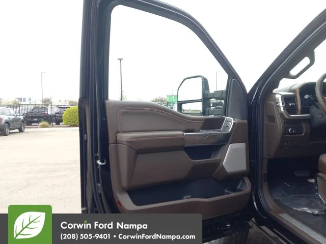New 2026 Agate Black Metallic Ford King Ranch image 10