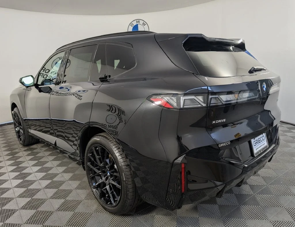 New 2027 Black BMW  image 8