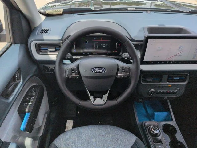 New 2026 Carbonized Gray Metallic Ford XLT image 16