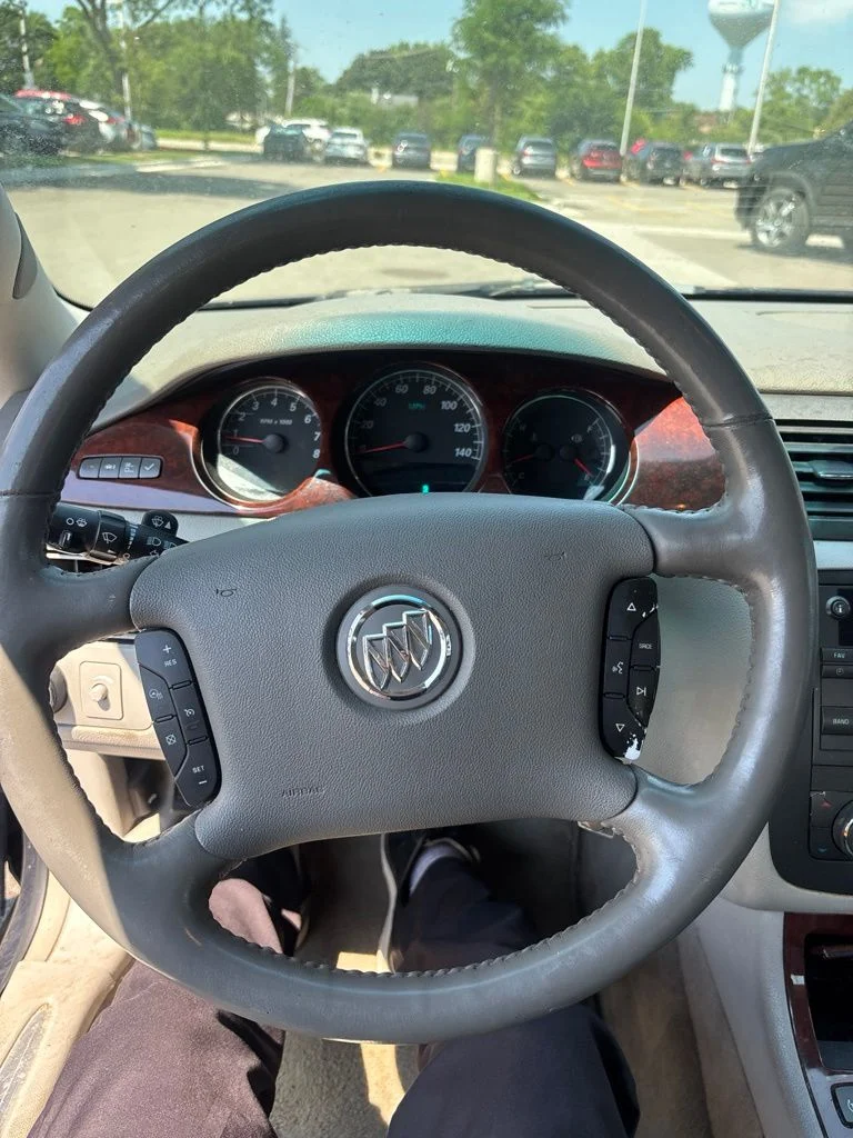 Used 2007 Ming Blue Metallic Buick CXL image 22
