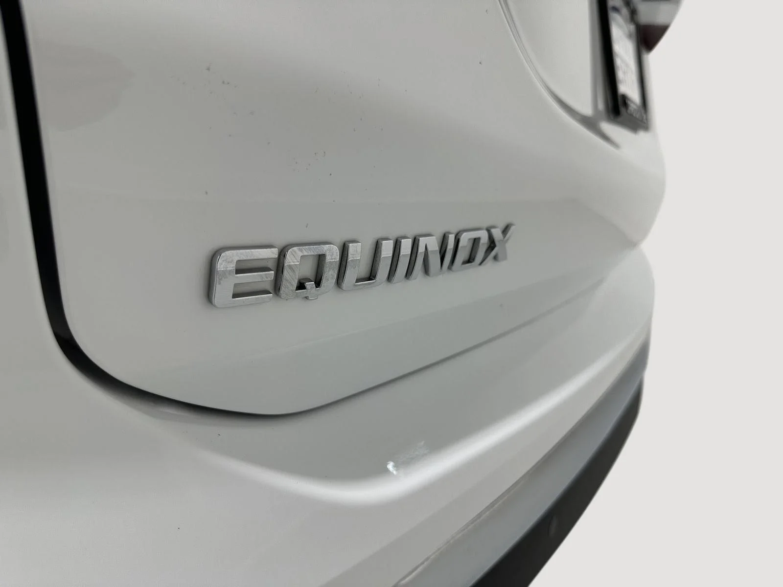 Used 2021 SUMMIT WHITE Chevrolet Premier image 29