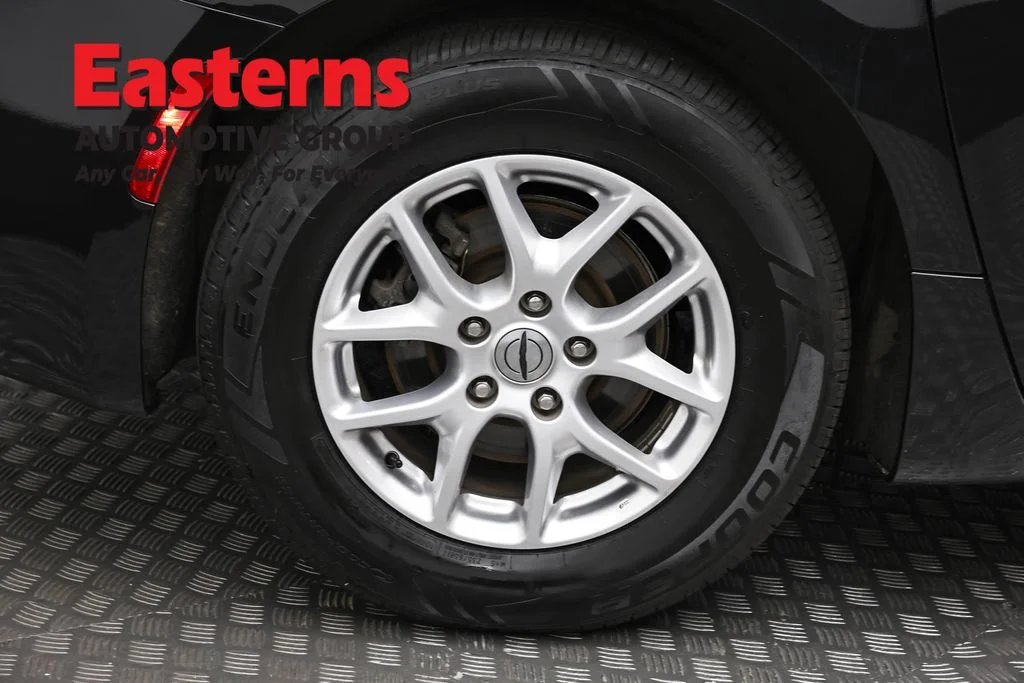 Used 2024 Black Chrysler LX image 31