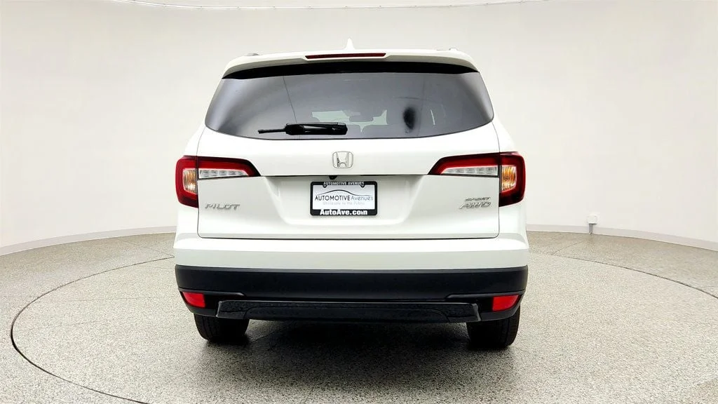 Used 2022 Platinum White Pearl Honda Sport AWD image 6