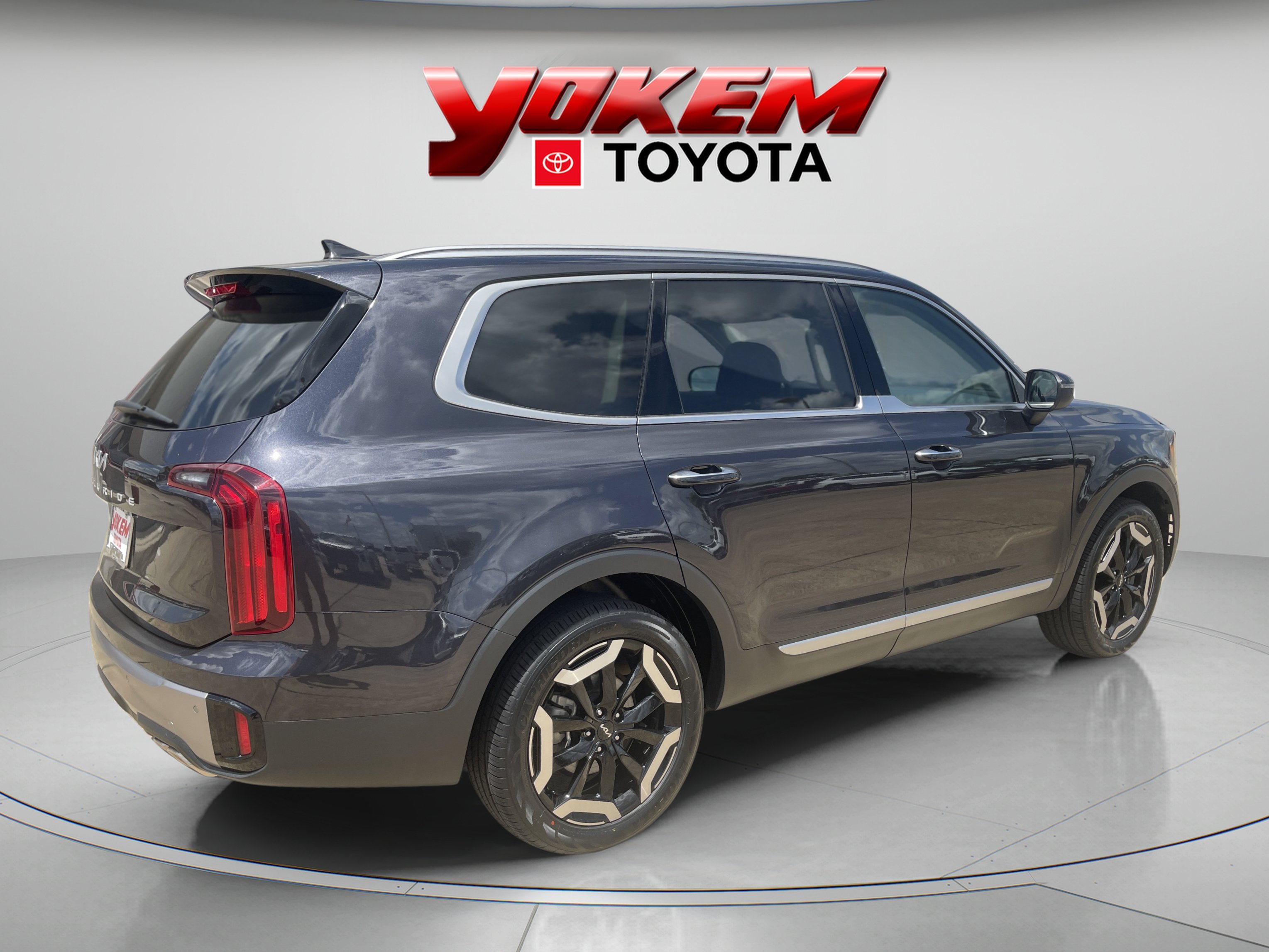 Used 2025 Panthera Metal Kia S image 5