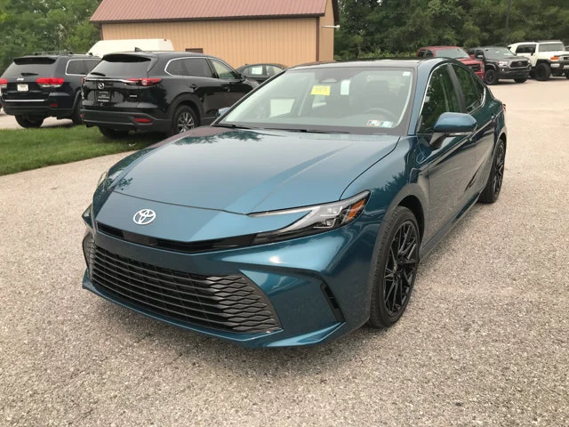 New 2026 Ocean Gem Toyota XLE image 4
