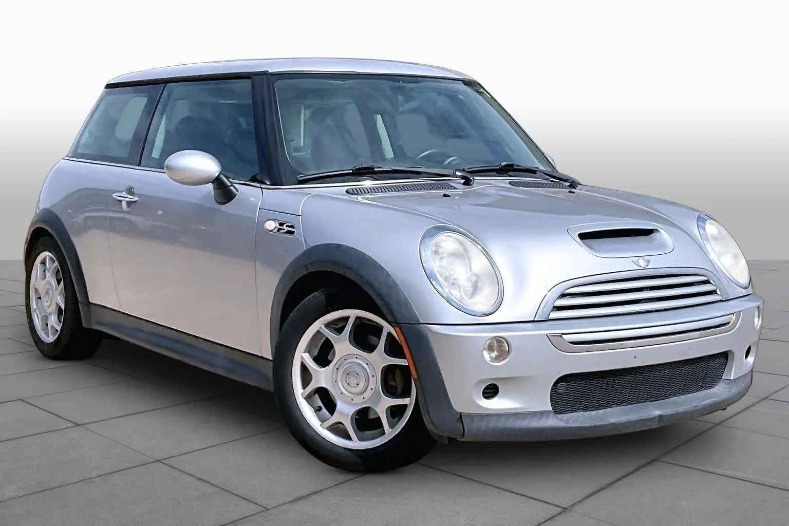 Used 2006 MINI Cooper S with VIN WMWRE33586TJ38763 for sale in Oklahoma City, OK