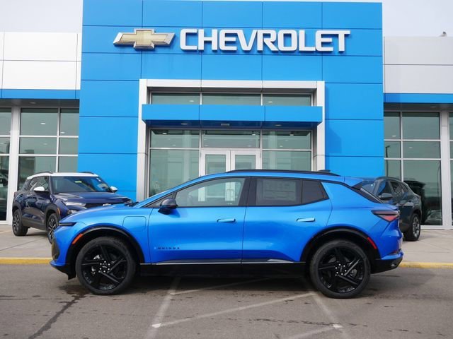 Used 2025 Chevrolet Equinox EV RS with VIN 3GN7DSRR2SS134608 for sale in Roseville, MN