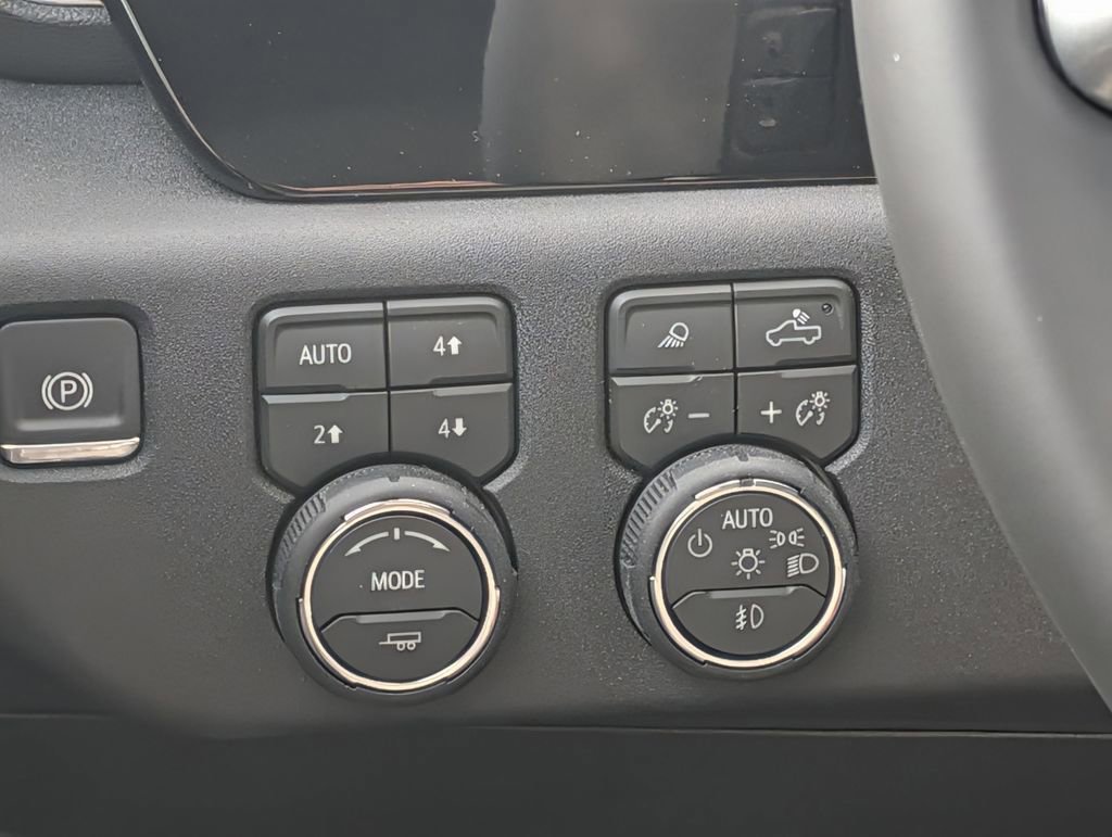 2026 Chevrolet Silverado 1500 LTZ - Photo 10