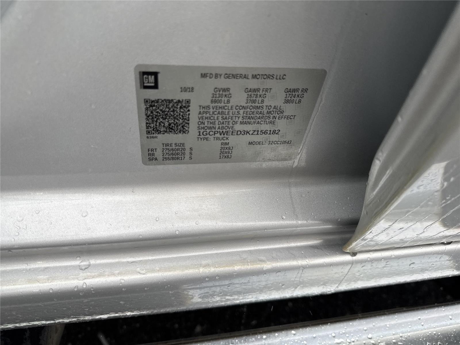 Used 2019 SILVER ICE METALLIC Chevrolet LTZ image 38