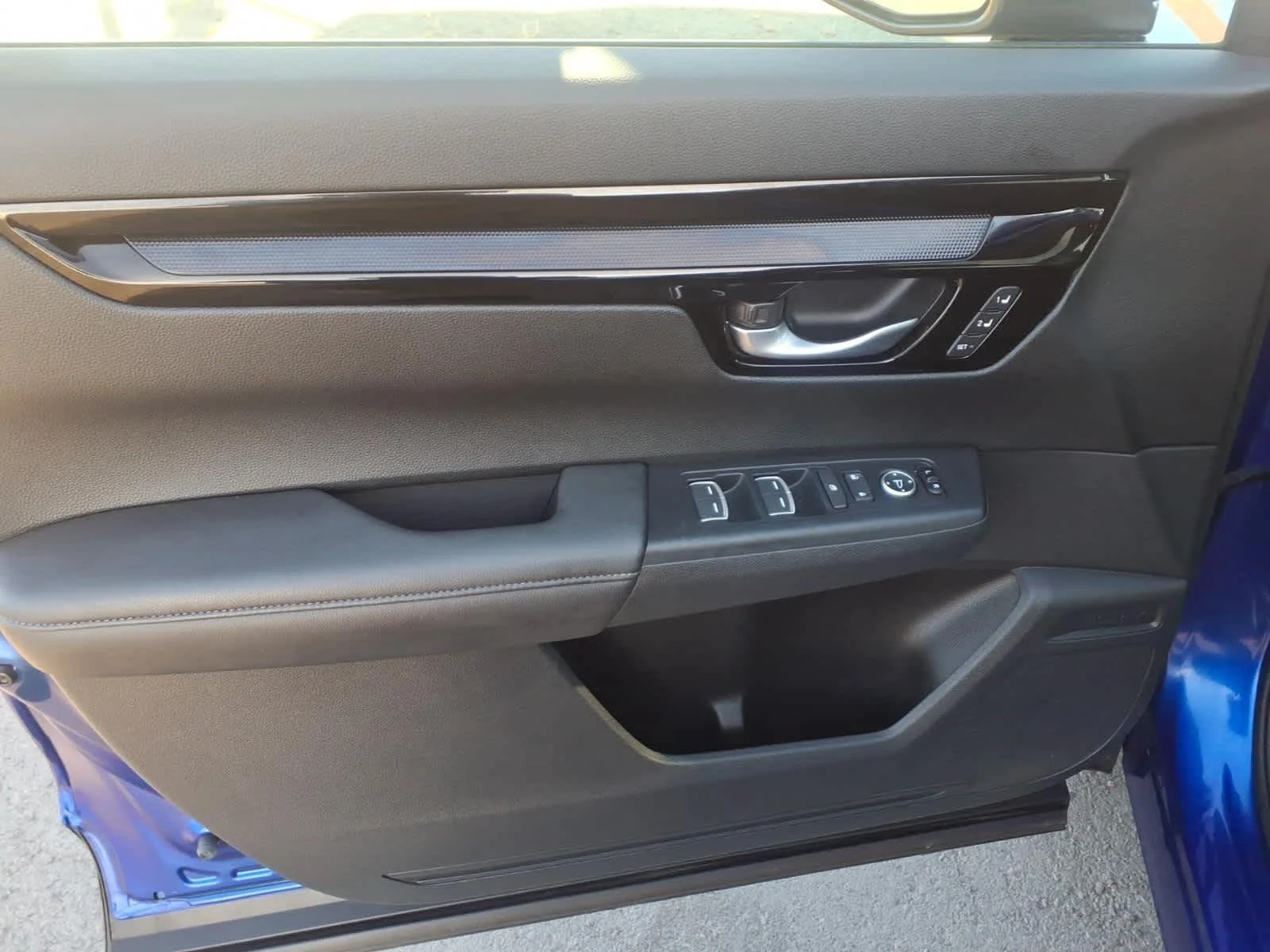 2024 Honda CR-V EX-L - Photo 17