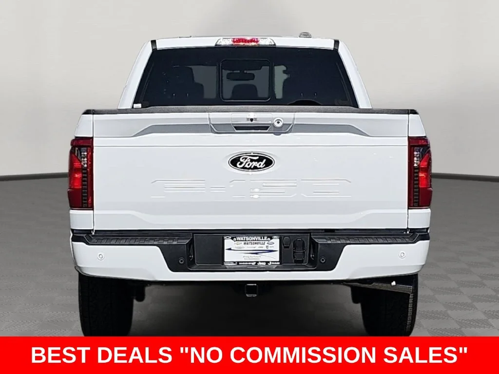 New 2026 Oxford White Ford XLT image 4