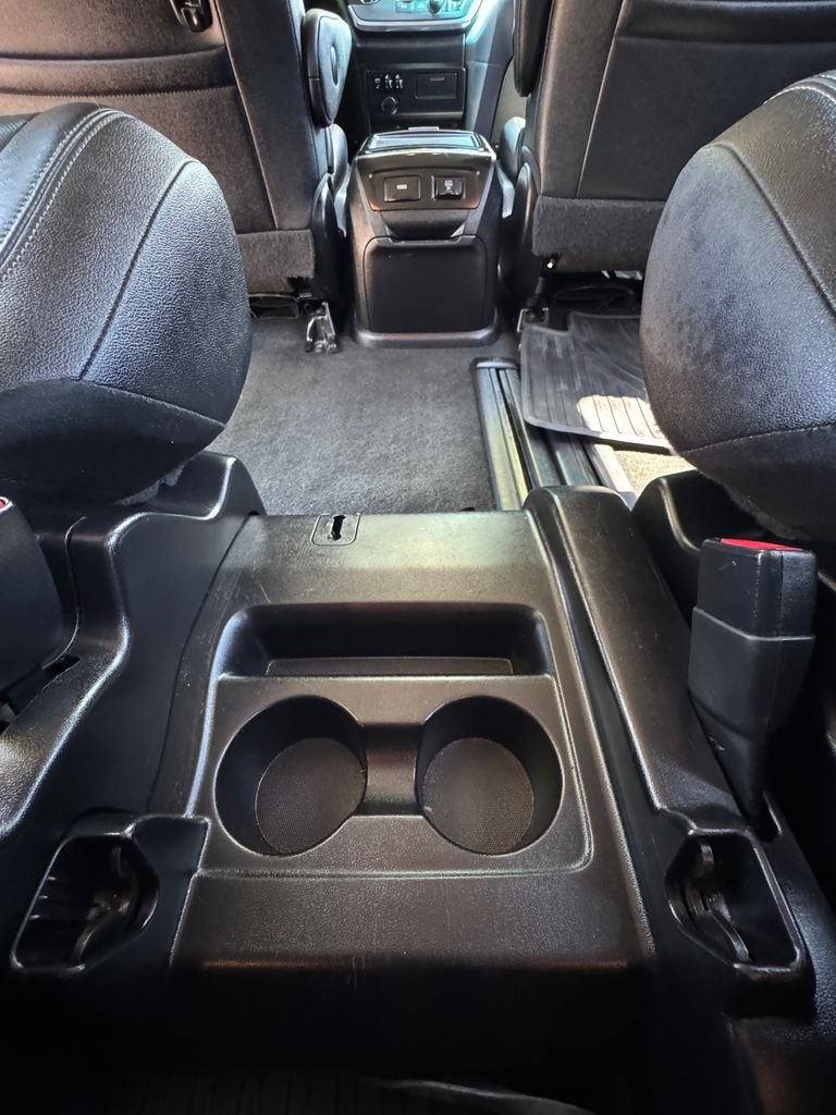 Used 2016 Midnight Black Metallic Toyota SE Premium image 34