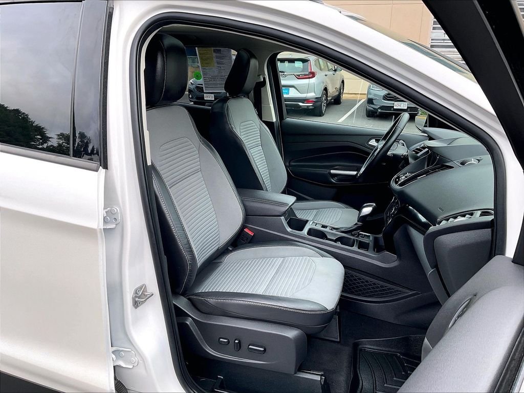 Used 2019 White Ford Titanium image 11