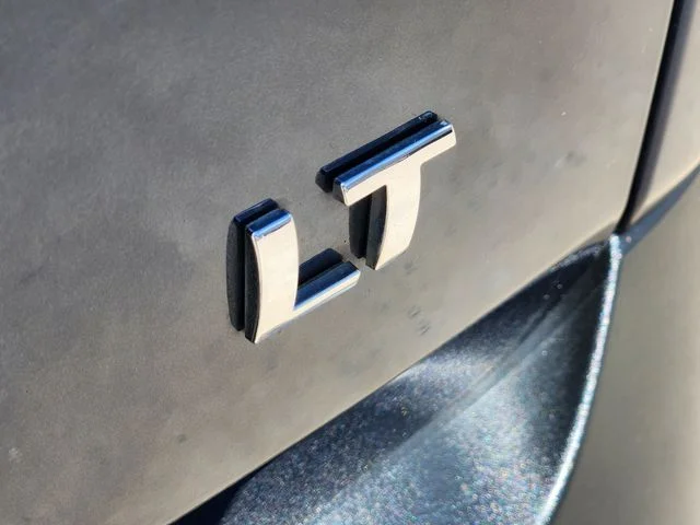 Used 2023 Blue Chevrolet LT image 10