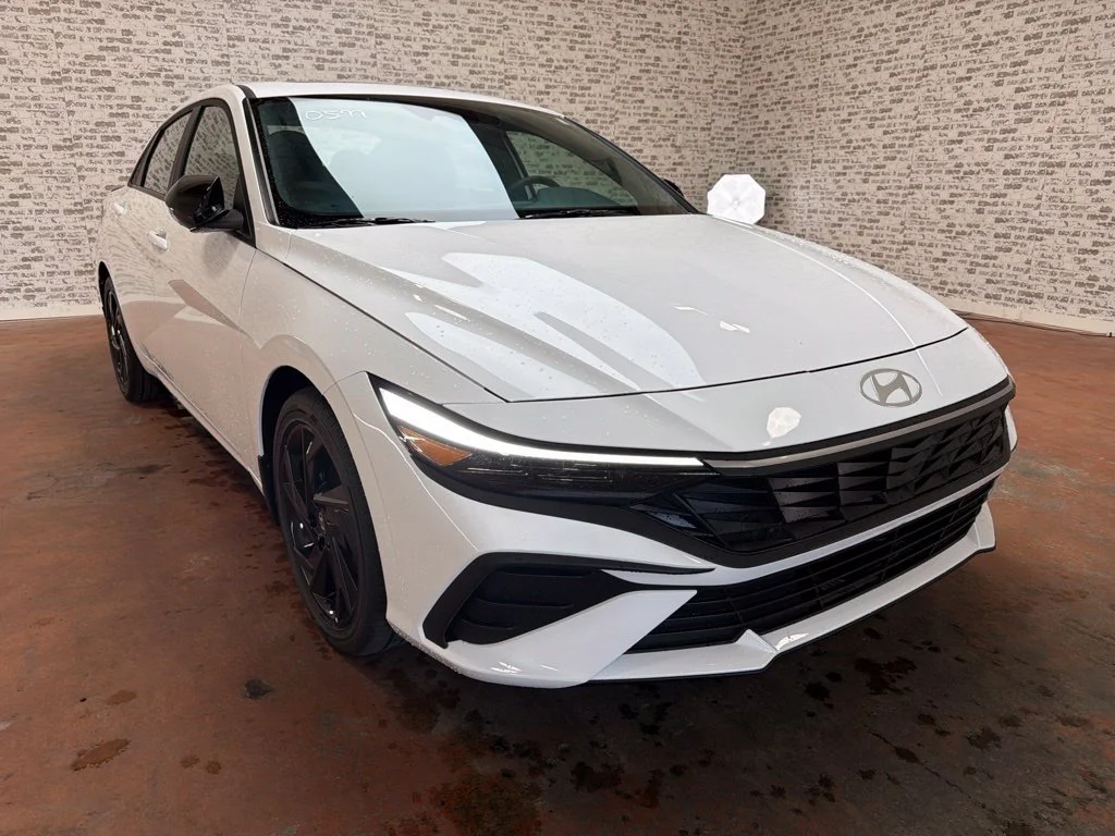 New 2026 Serenity White Hyundai SEL Sport image 9