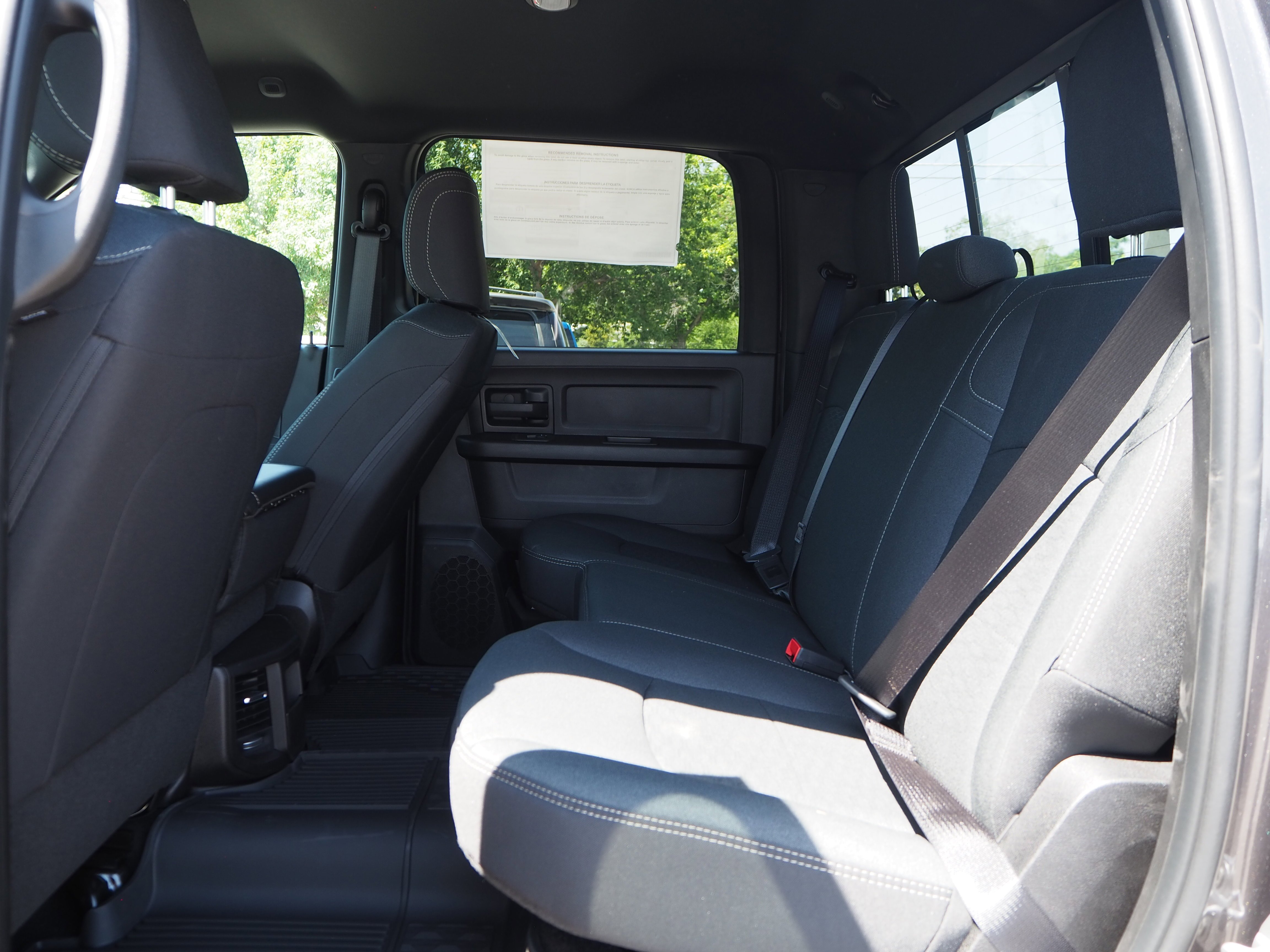 2025 RAM 2500 Tradesman - Photo 12