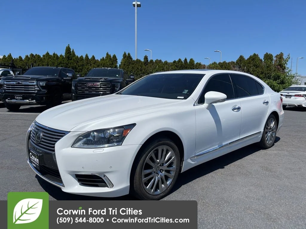 Used 2014 Starfire Pearl Lexus 460 L image 4