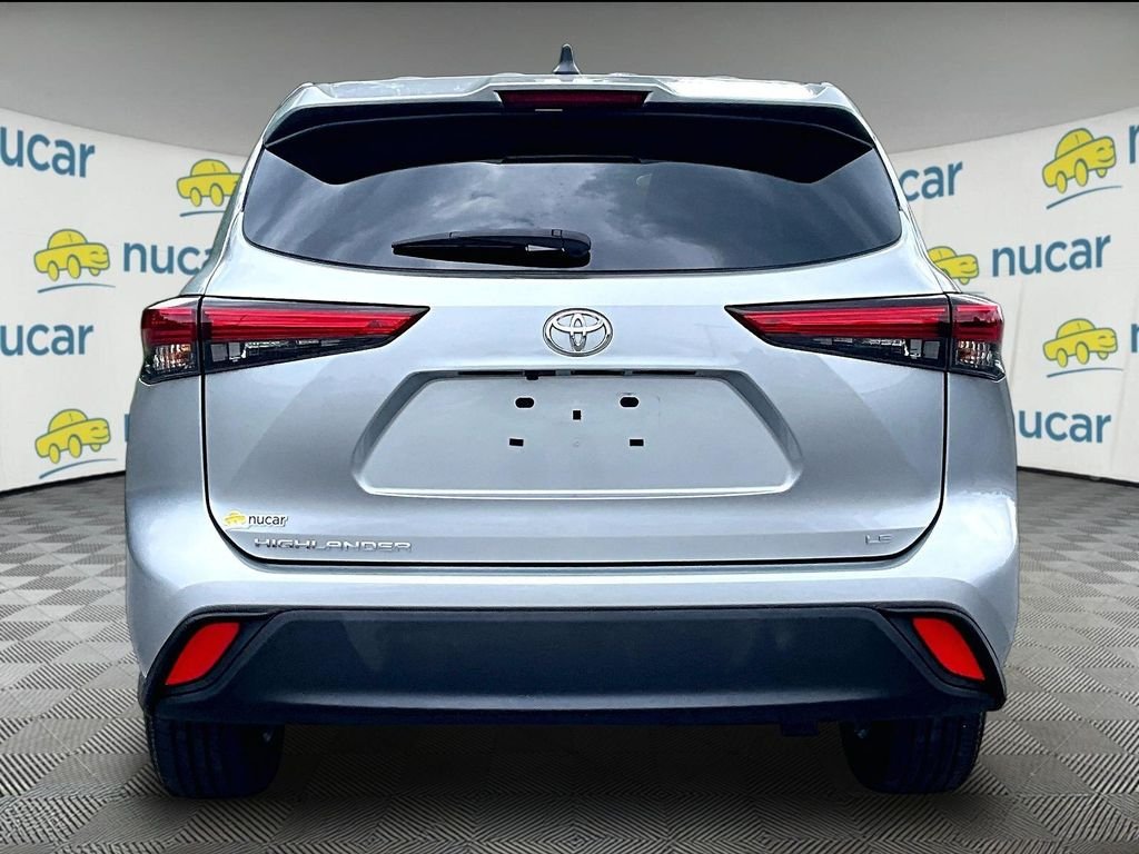 Used 2023 Silver Toyota LE image 5