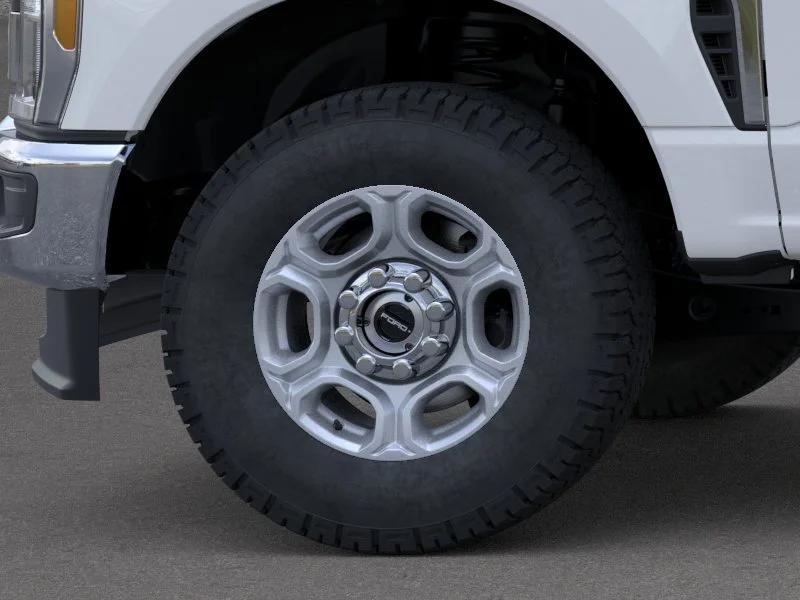 New 2026 Oxford White Ford F-250® XLT image 19