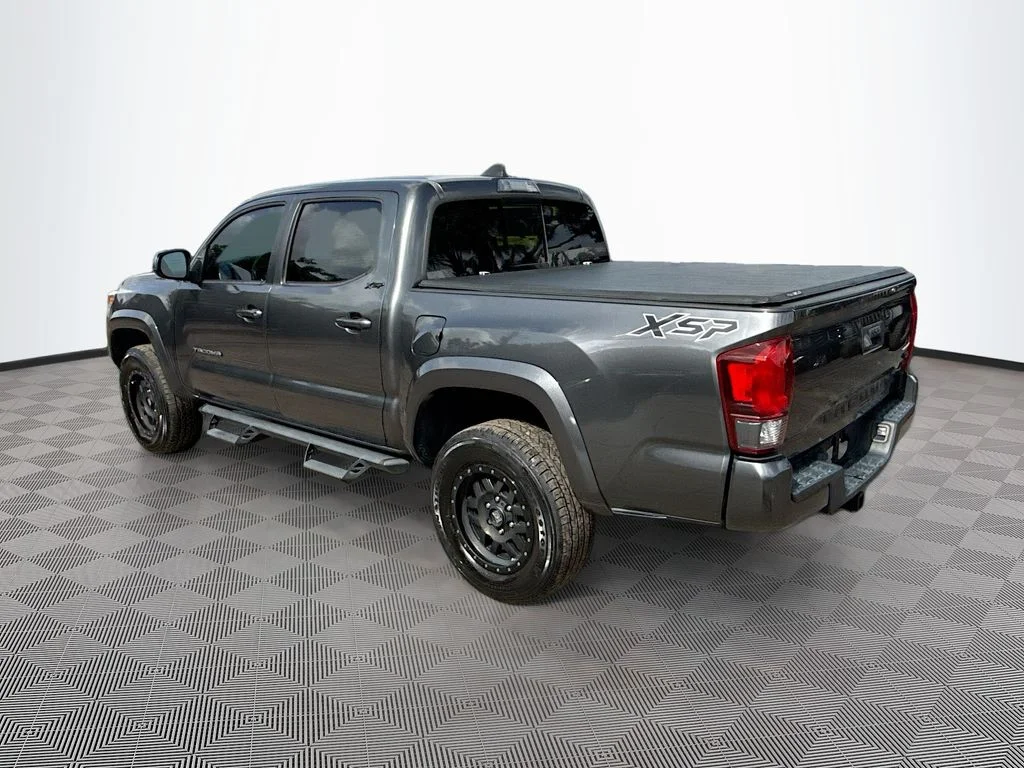 Used 2020 Gray Toyota SR5 image 8