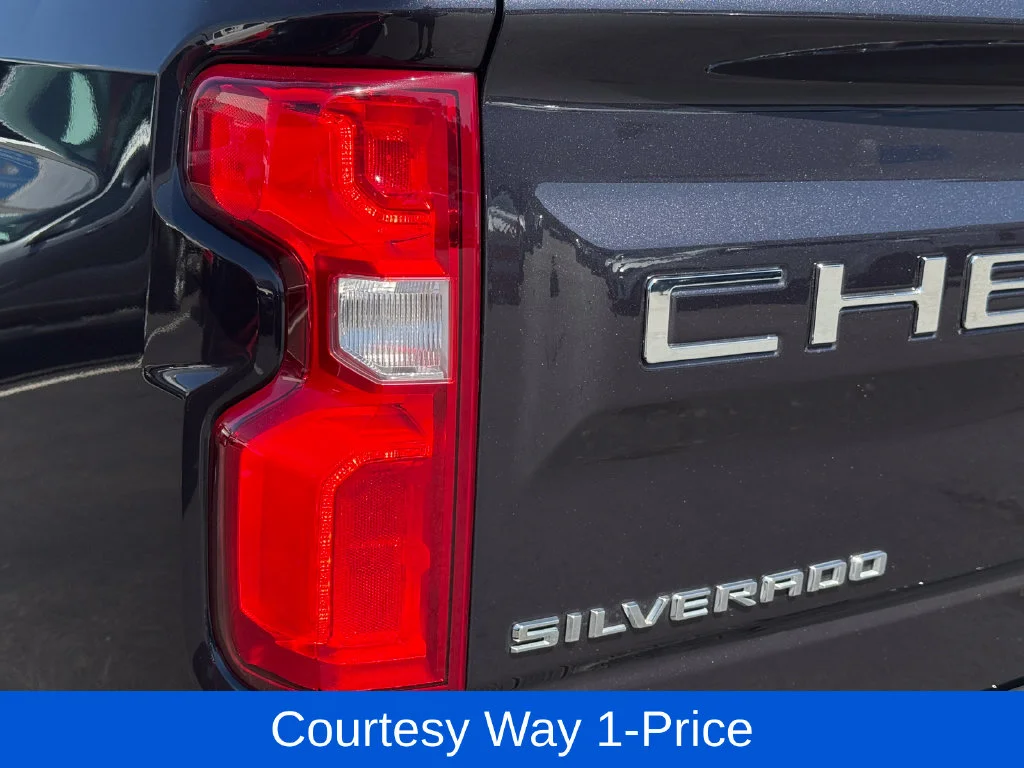 Used 2022 Gray Chevrolet LTZ image 13