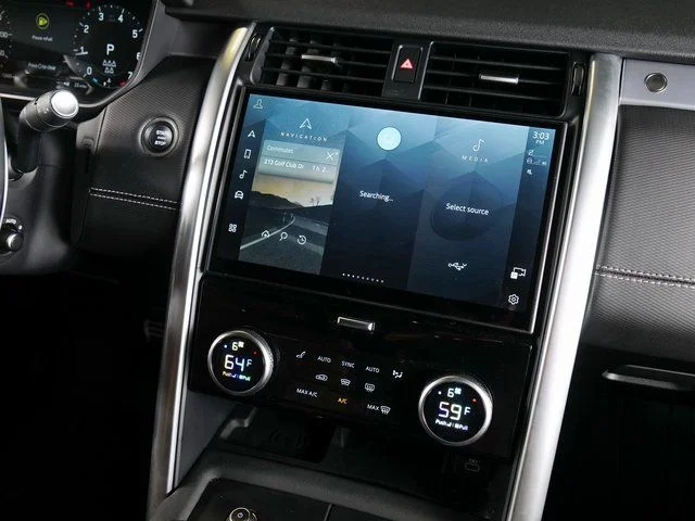 Certified Used 2025 Black Land Rover Dynamic SE image 14