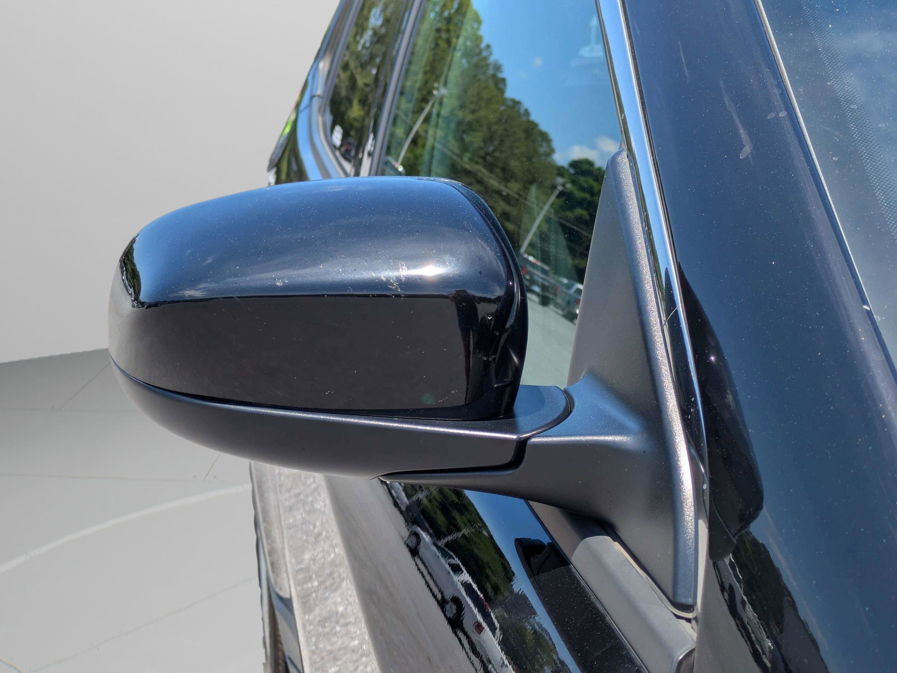 Used 2023 Diamond Black Crystal Pearlcoat Jeep Sport image 30