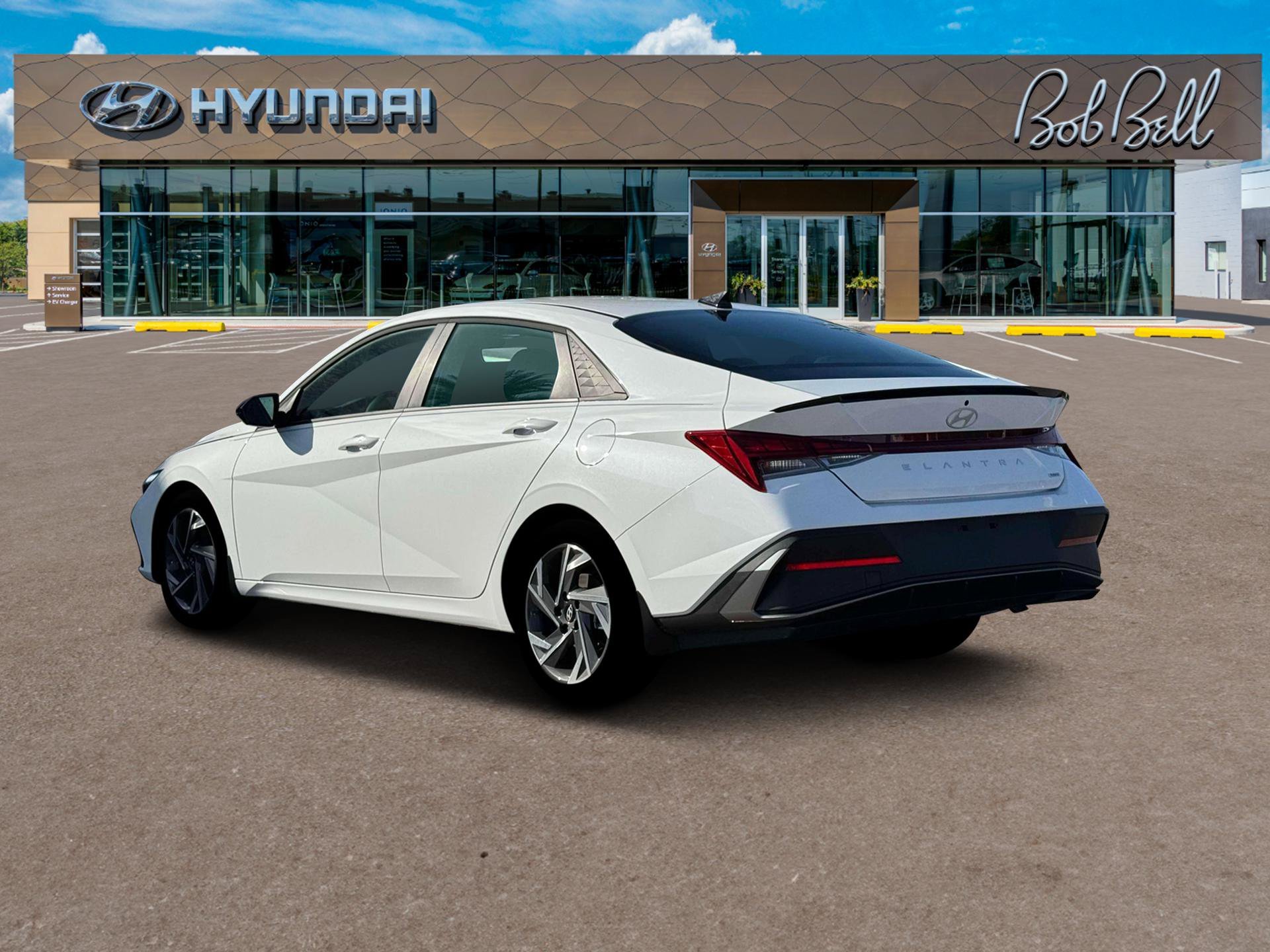 Used 2025 White Hyundai SEL Sport image 5
