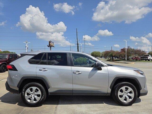 Used 2025 Silver Sky Metallic Toyota LE image 6