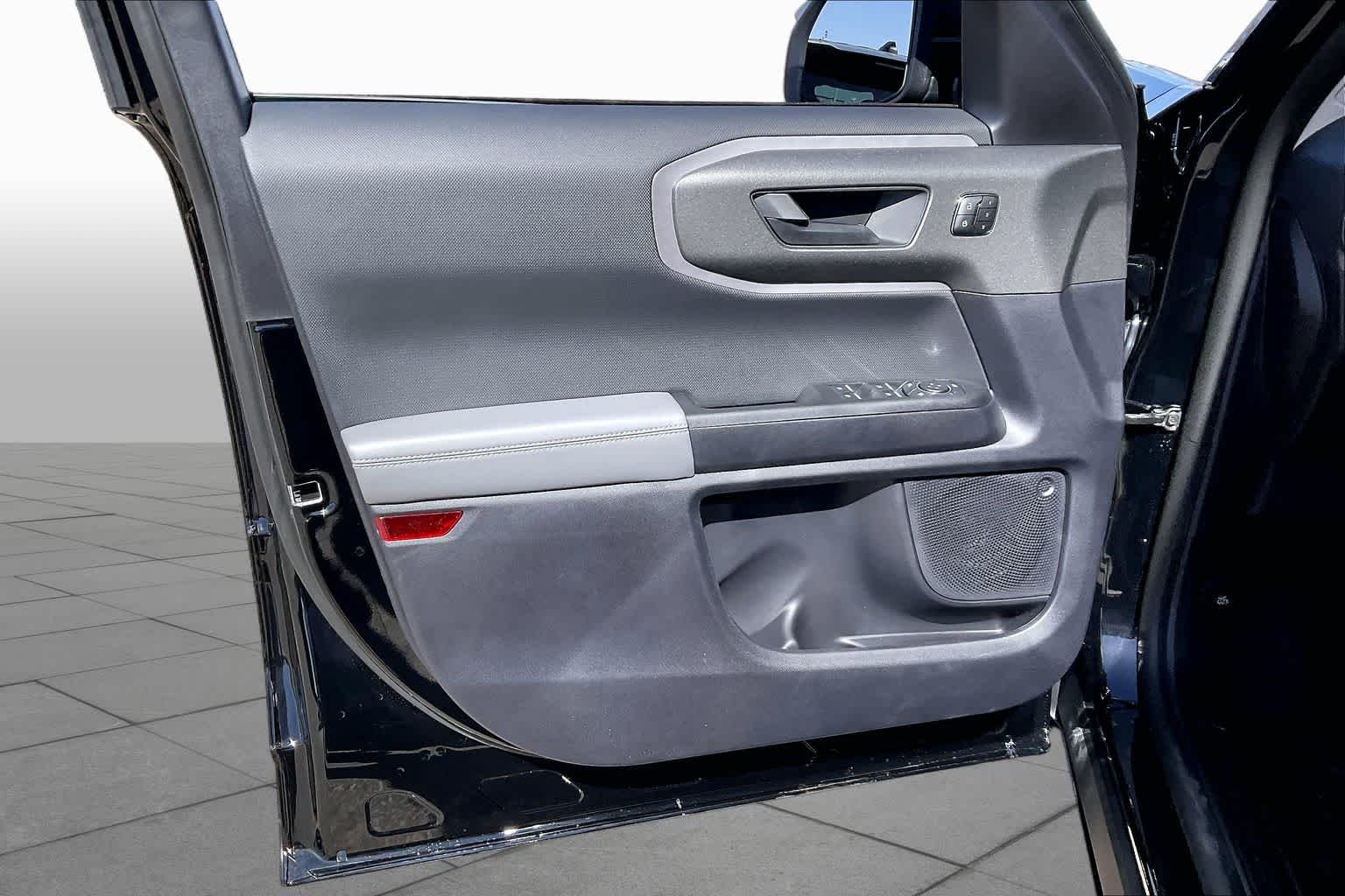 New 2026 Shadow Black Ford Badlands® image 10