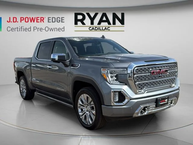 2020 GMC Sierra 4WD Crew Cab Short Box Denali's photo
