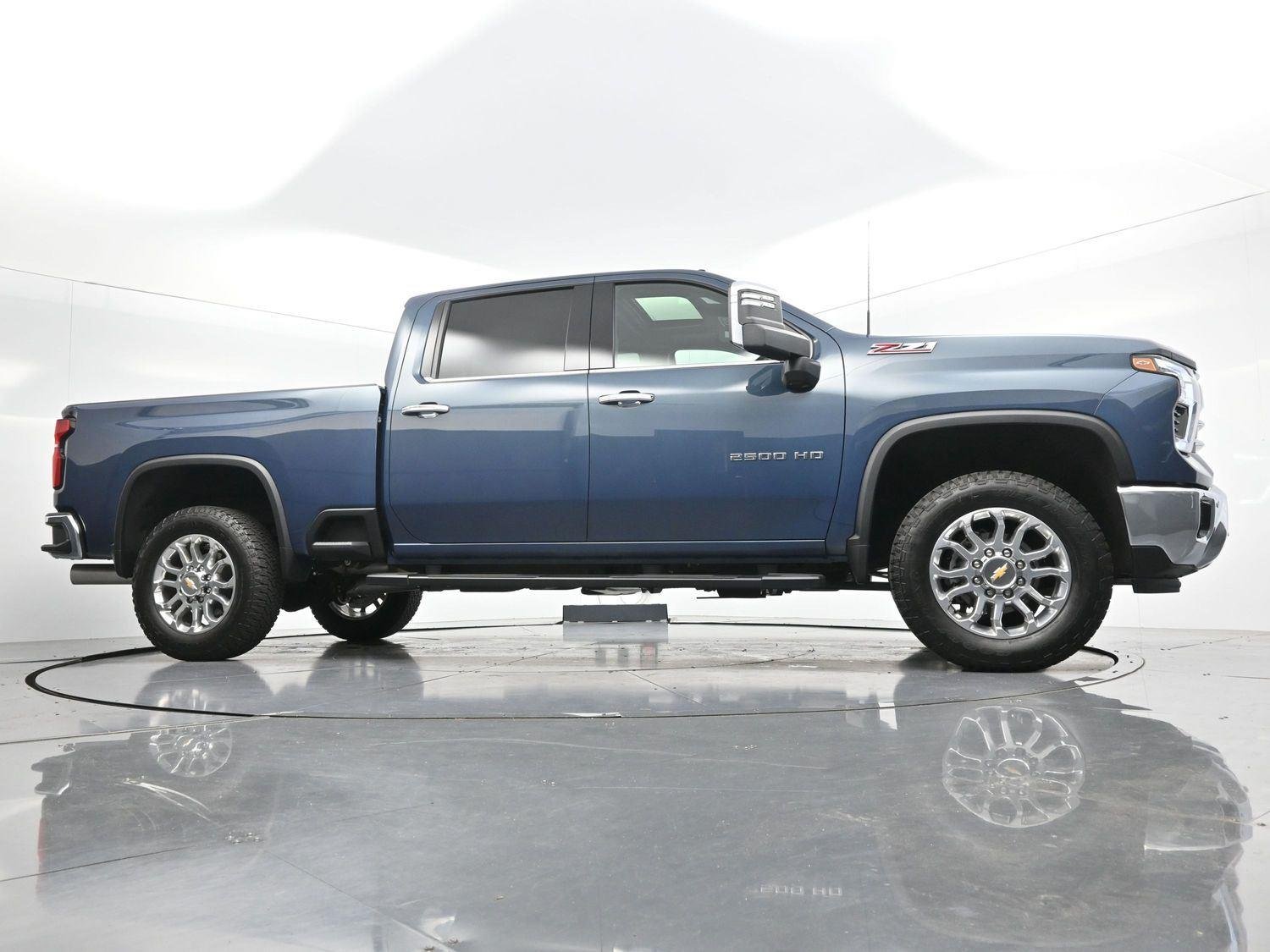 2025 Chevrolet Silverado 2500HD LTZ - Photo 44