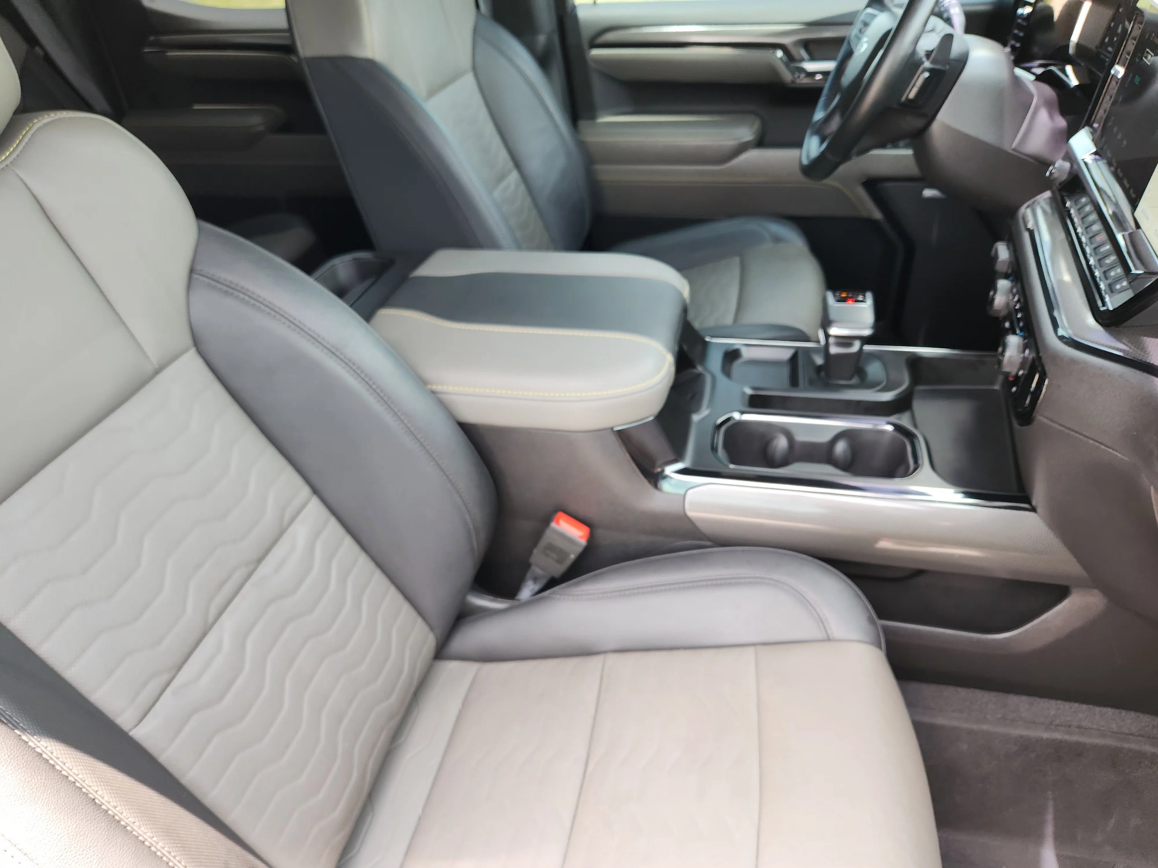 Used 2023 Sterling Gray Metallic Chevrolet ZR2 image 13