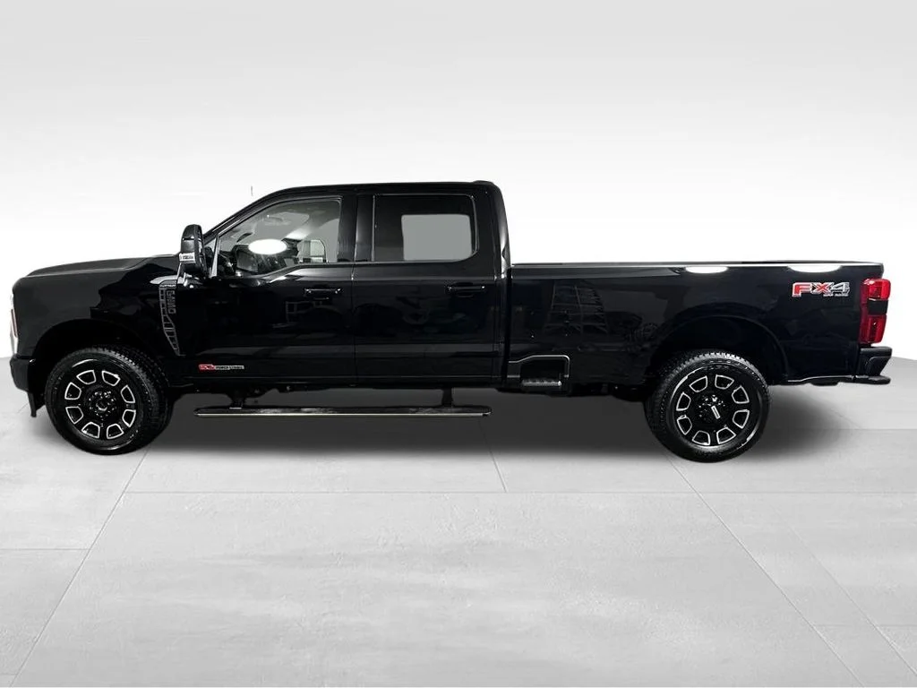 2026 Ford F-250 Super Duty Platinum - Photo 6