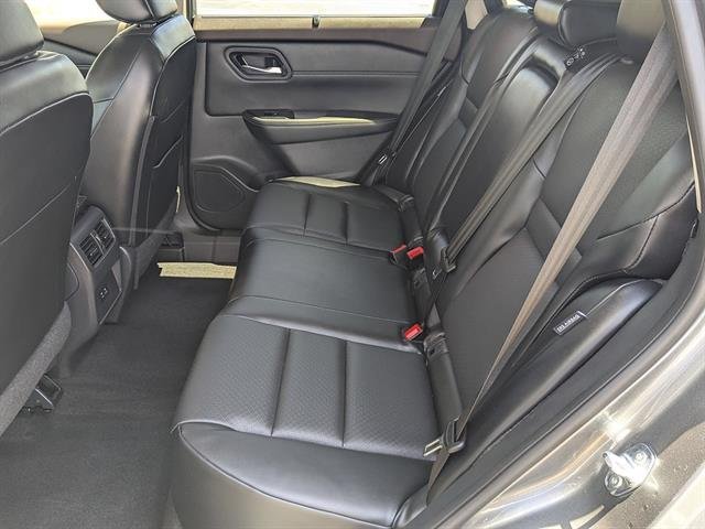 Used 2023 Gun Metallic Nissan SV image 23