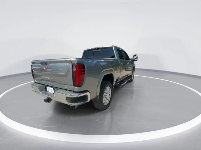 Used 2024 Silver GMC SLT image 8