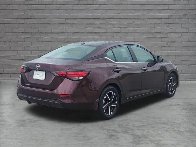 Used 2025 Gray Nissan SV image 5