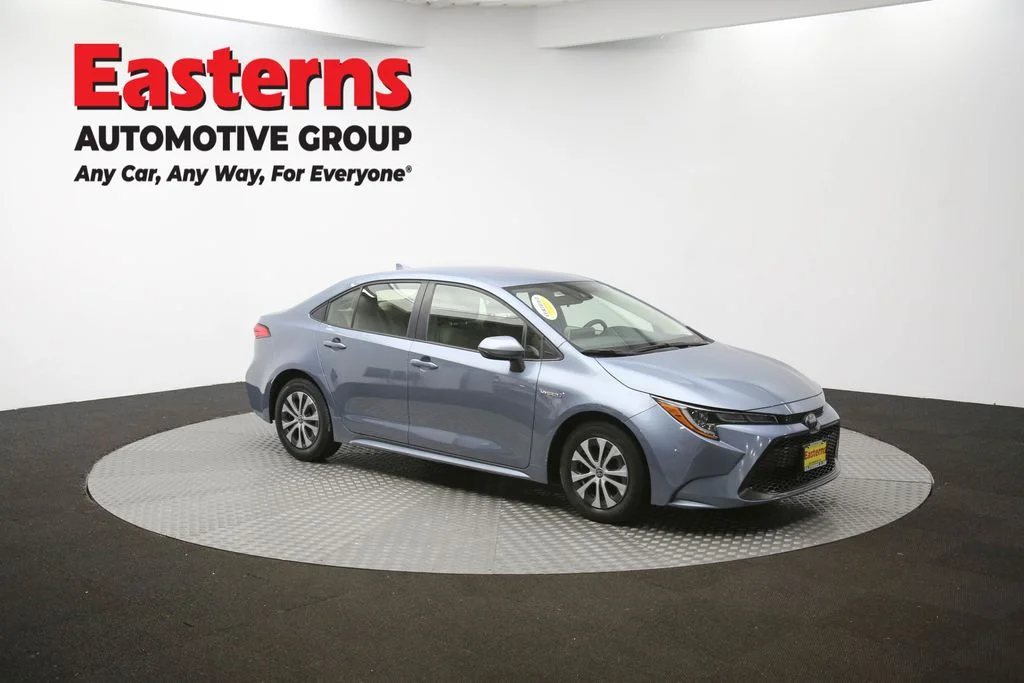 Used 2020 Gray Toyota LE image 47