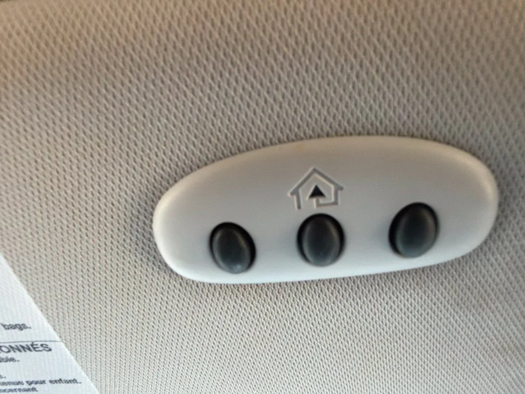 Used 2023 Oxford White Ford SEL image 22